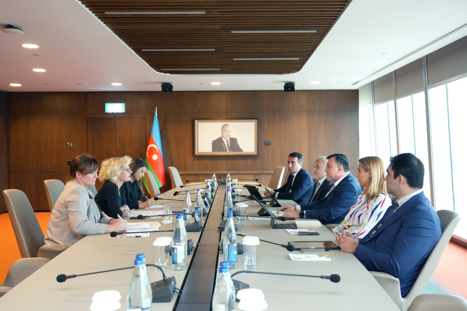 Azərbaycan və Almaniya arasında iqtisadi əməkdaşlıq məsələləri müzakirə edilib