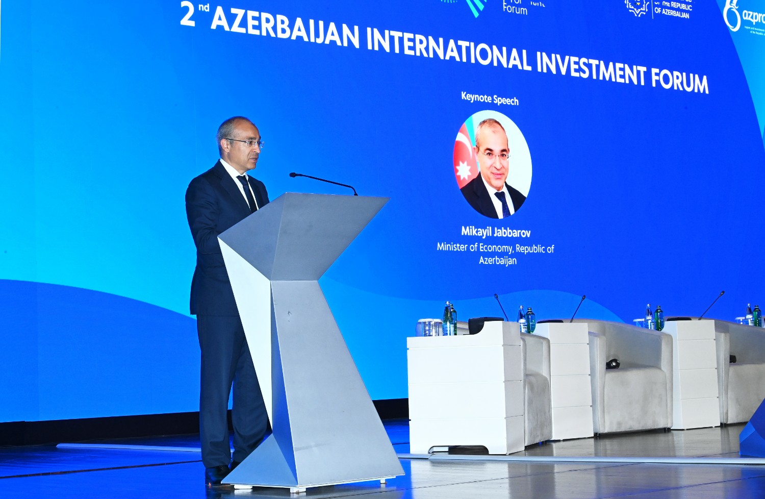 Azerbaijan’s Role as a Strategic Gateway Between Regions Discussed at the Second Azerbaijan International Investment Forum